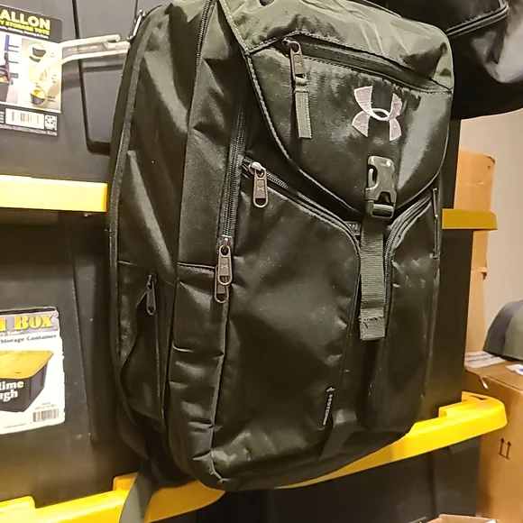 Under Armour Green Sling Bag - Picture 4 of 12